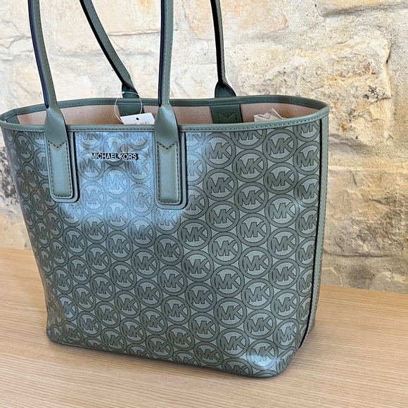 Michael Kors Jodie MD Signature Tote  Handbag Light + Wallet set NWT Authentic - Picture 3 of 12